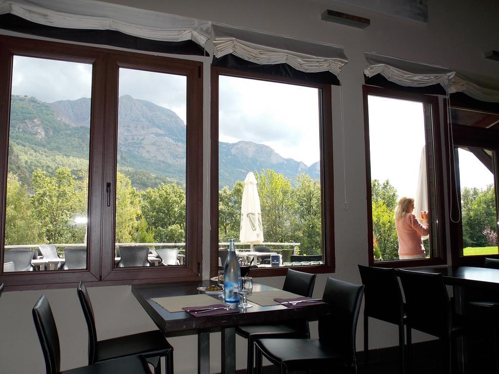 Aparthotel Bubal Эль-Пуэйо-де-Хака Экстерьер фото